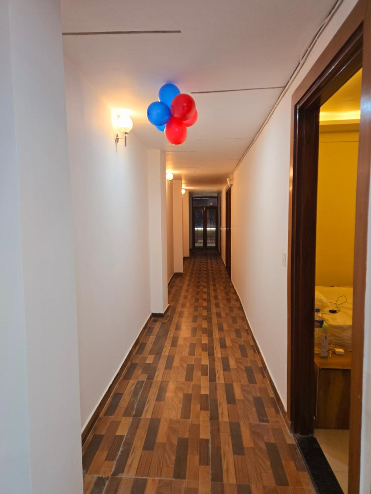 Hotel Blu Plaza Gurgaon Exterior foto